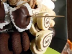 Detail cukroví (švestka, andělské očka, šneci)